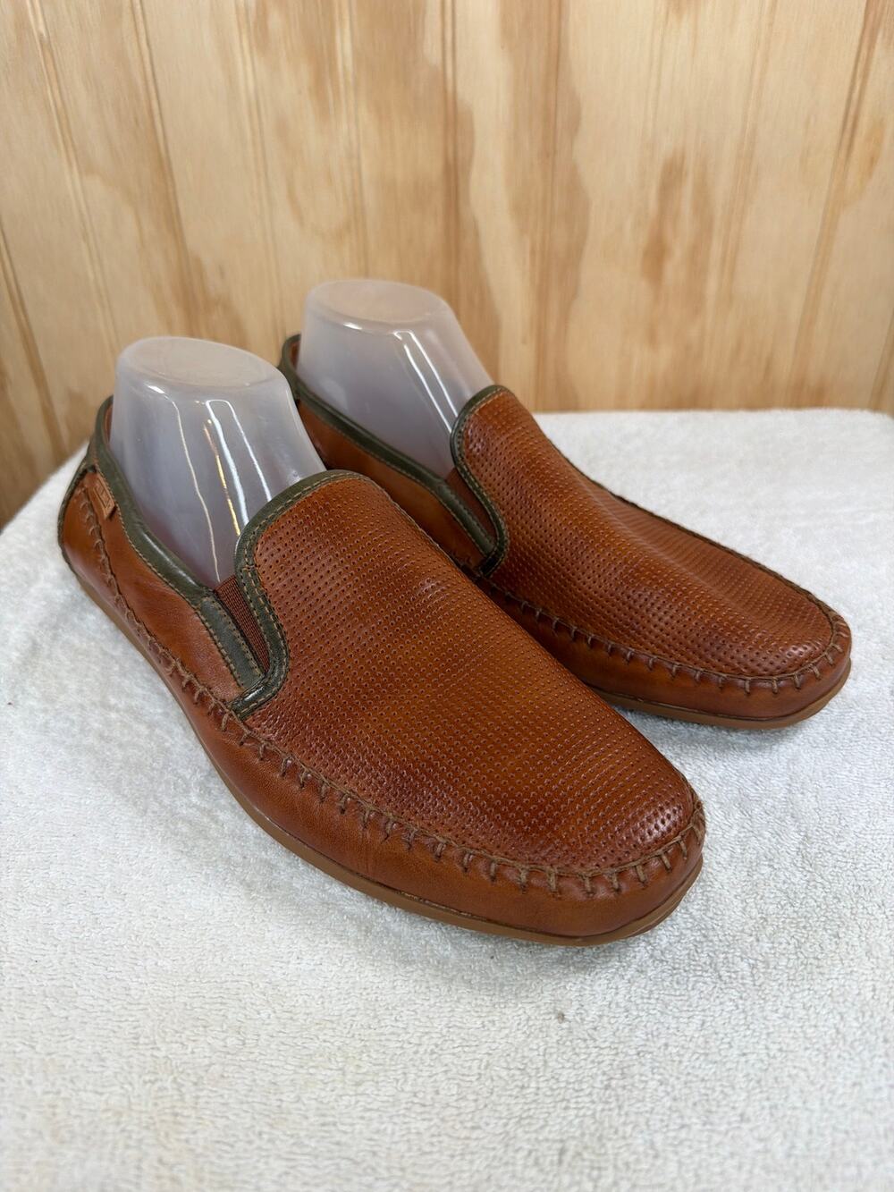 Pikolinos Conil Men's Perforated Leather Loafers Brandy Brown Green EU42/US8.5